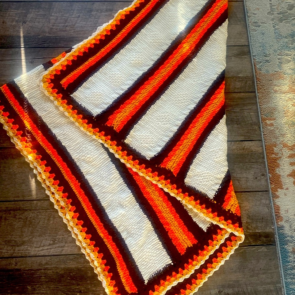 Gorgeous heavy vintage afghan